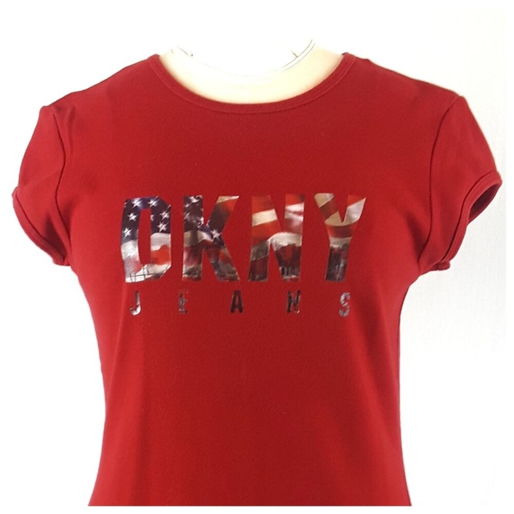 DKNY Red Cotton Cap Sleeve Knit T-shirt Size L  July 4th Holidays Casual Summer
